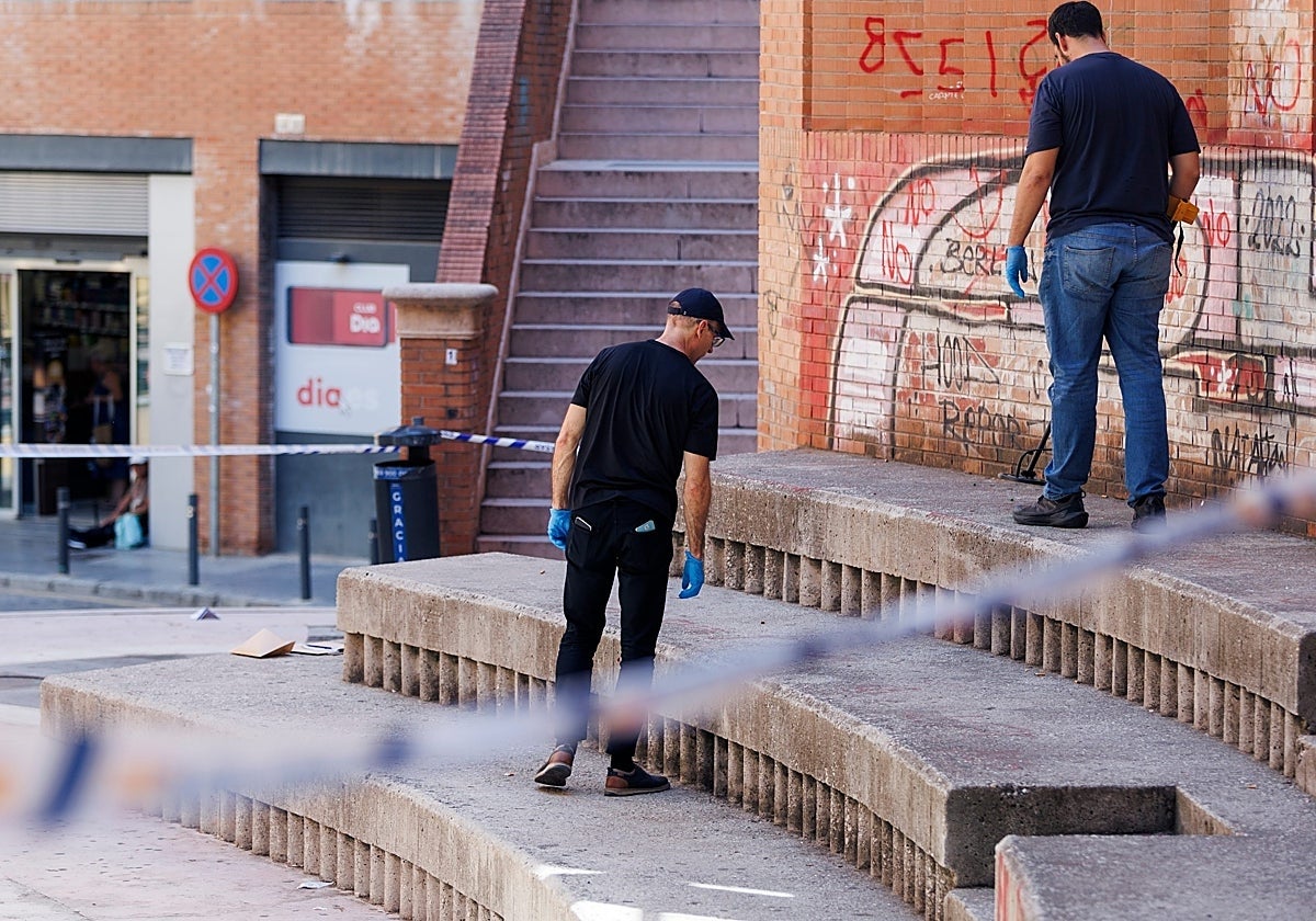 La Policía Científica en el lugar del tiroteo.