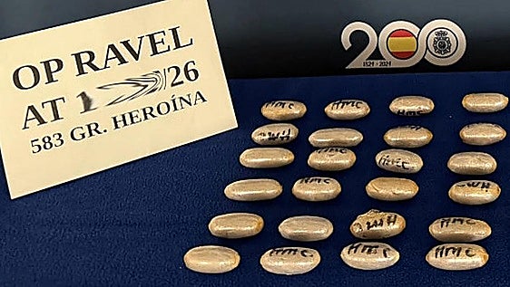 Detenido un joven con 51 bolas de heroína en su cuerpo en el aeropuerto de Castellón