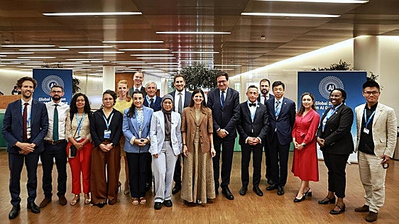 España impulsa una alianza con 20 países para proteger a los menores ante la IA