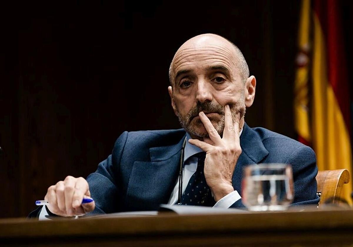 De ceja caída