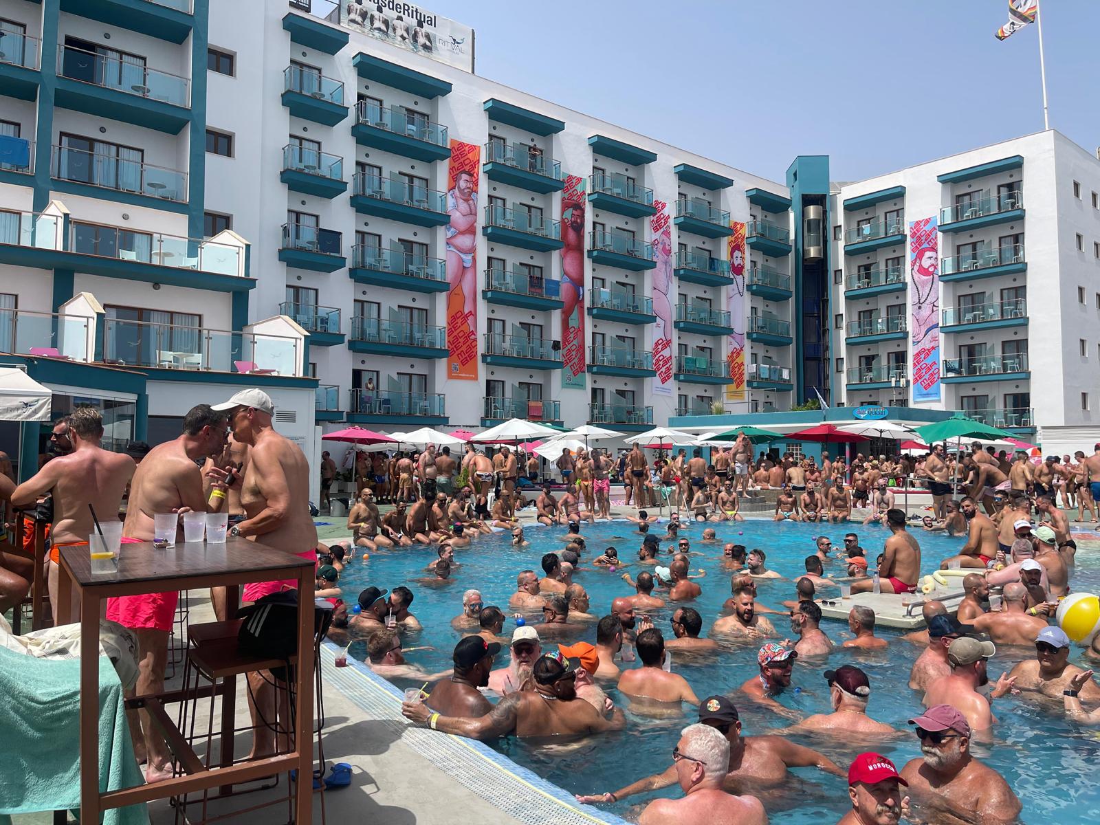 Nueva etapa para Ritual: la cadena Ona compra el hotel LGTBI de Torremolinos
