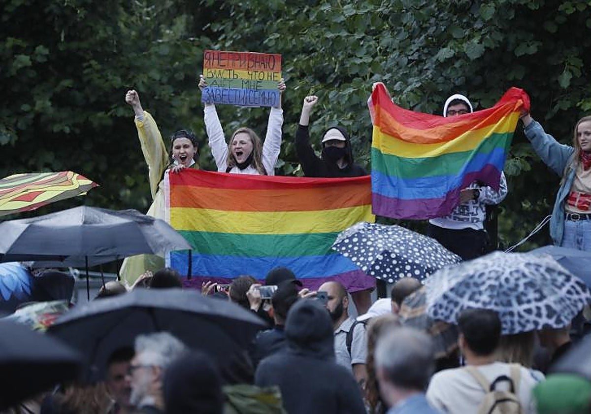 Rusia impide la actividad de la federación internacional LGTBI: «Es una organización indeseable»