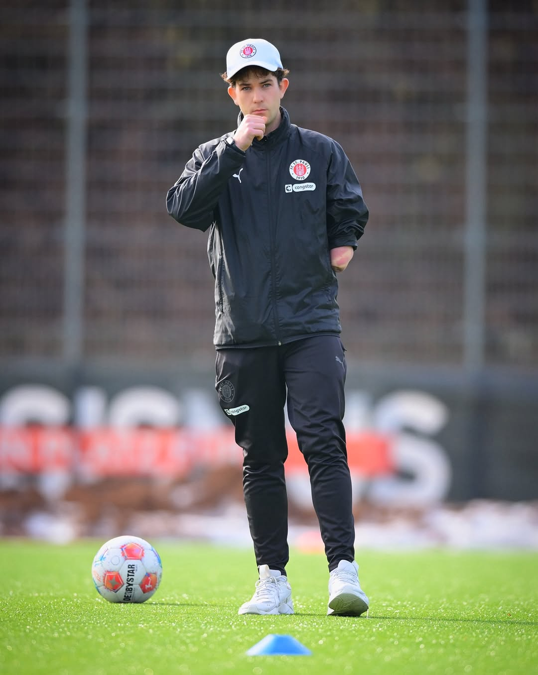 Christian Dobrick, entrenador de la sub-19 del FC St. Pauli. Instagram