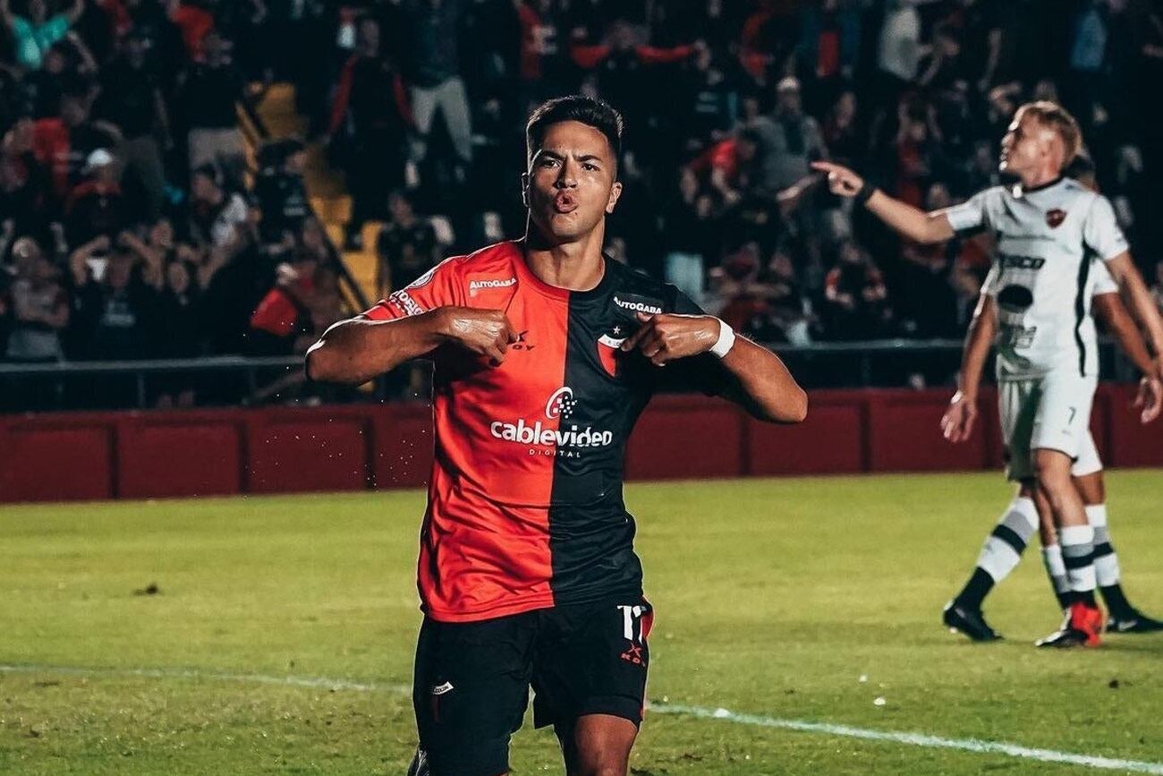 Nacho Lago, el primer futbolista argentino en presentar a su novio: «Es un amor irracional»