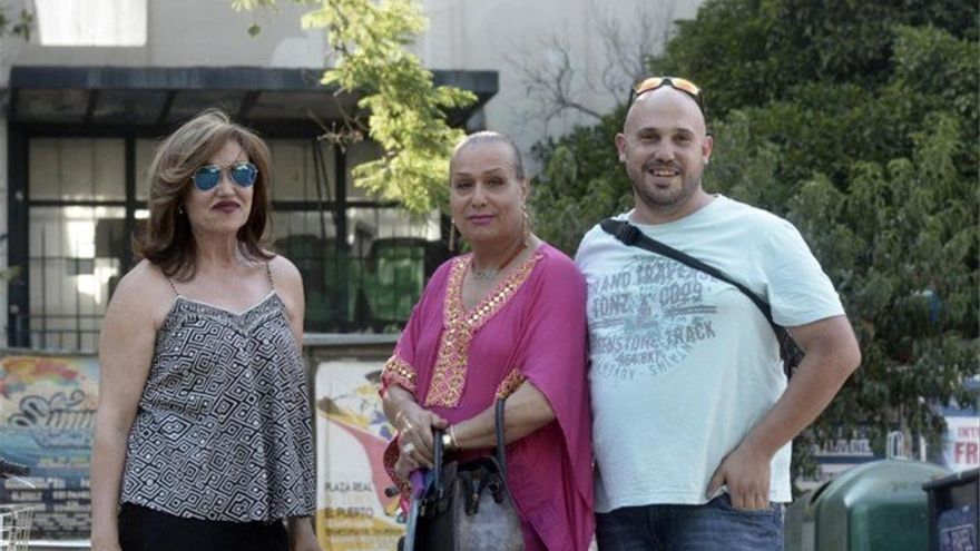 Mar Cambrollé, Soraya González y Raúl Solís.