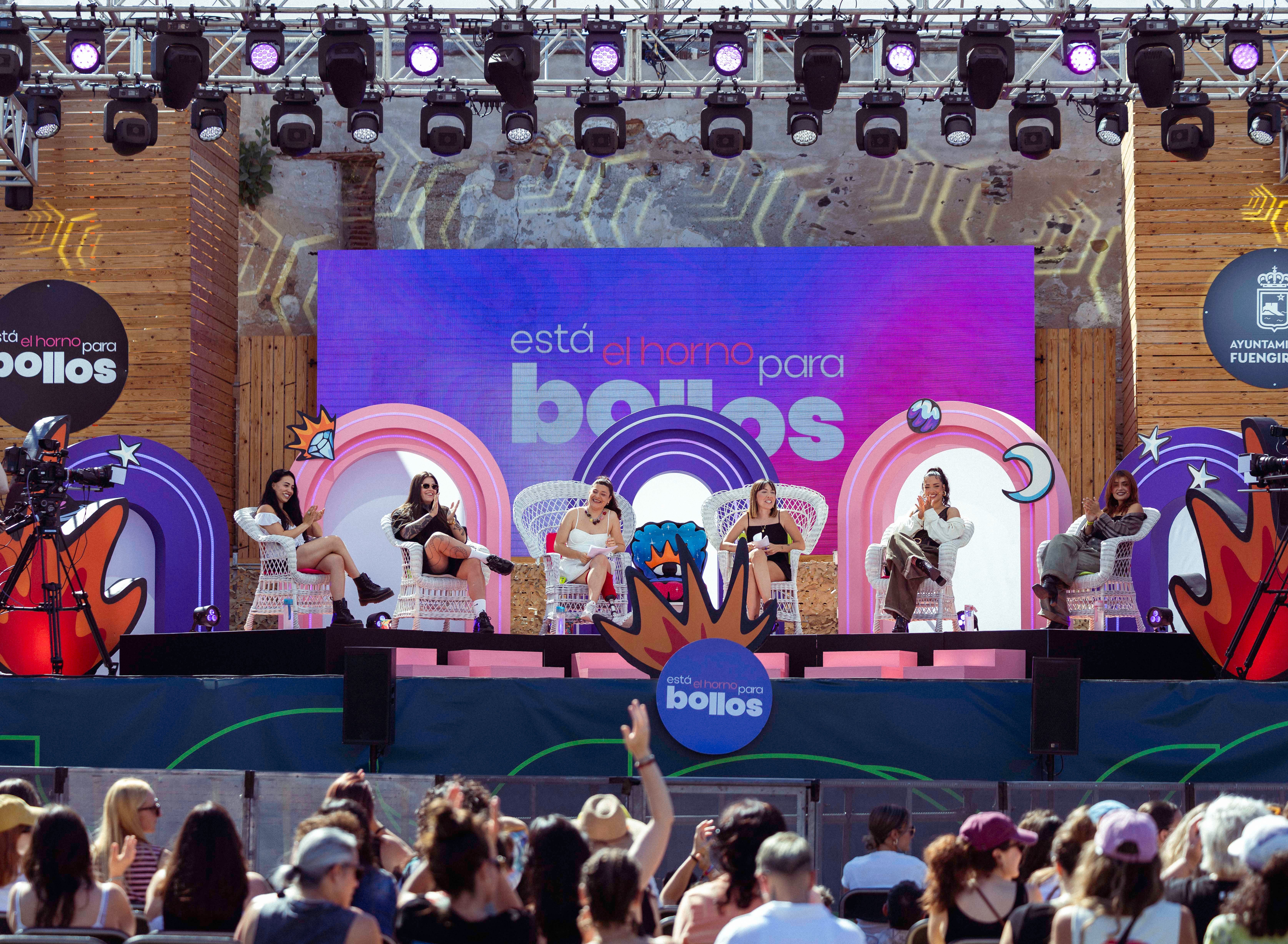 El podcast 'No está el horno para bollos' llegó a Fuengirola gracias al festival. Fulanita Fest