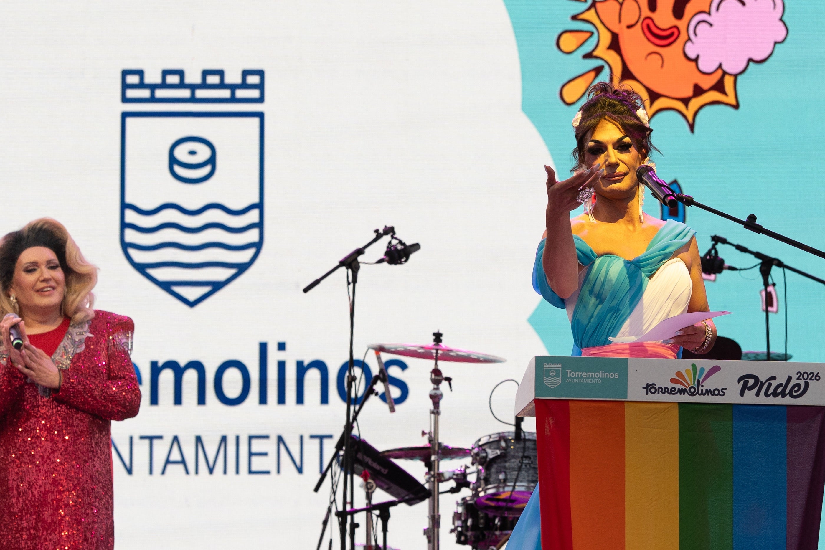 Satín Greco descorcha el Pride de Torremolinos: «Ser diferente no es un problema, es un superpoder»