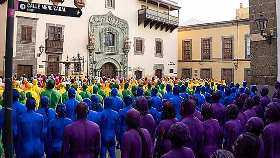 Las Palmas de Gran Canaria se desnuda ante el arte de Spencer Tunick