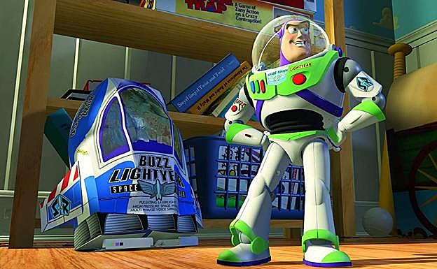 Buzz Lightyear, cuando aún se cree un guardián espacial.