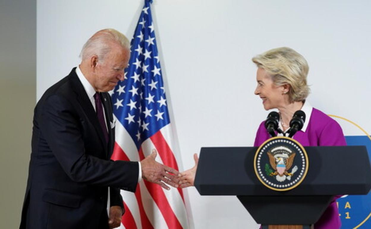 Joe Biden y Ursula von der Leyen, en una imagen de archivo.