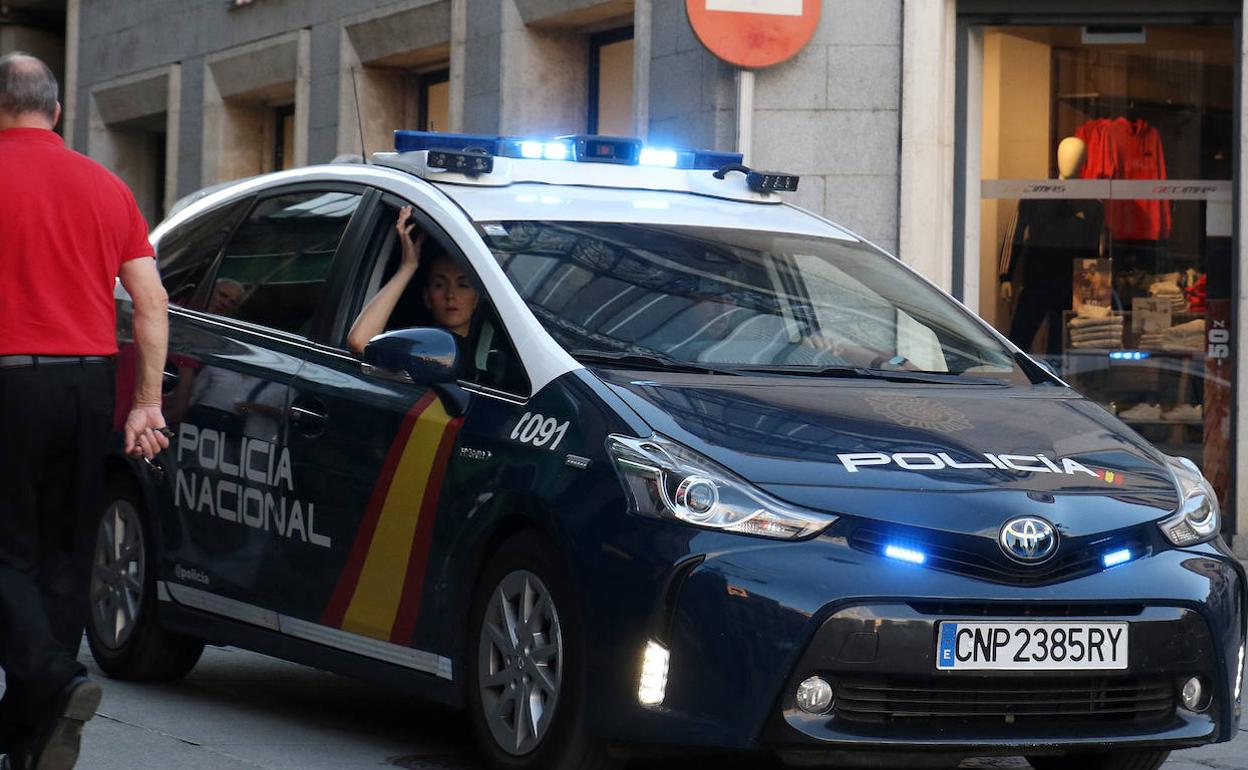 Coche patrulla de la Policía Nacional.