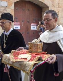 Imagen secundaria 2 - La Usal conmemora el centenario del doctorado honoris causa de Santa Teresa de Jesús