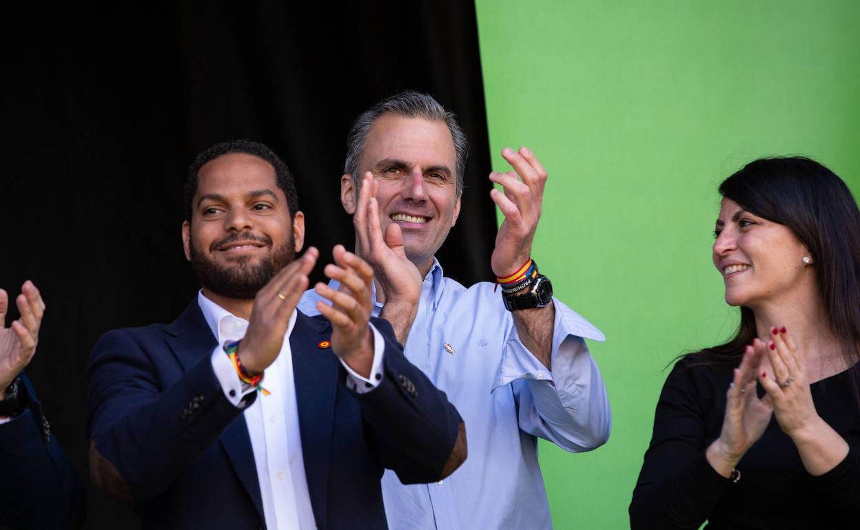 Garriga, Ortega Smith y Olona, durante una manifestación en Barcelona. 