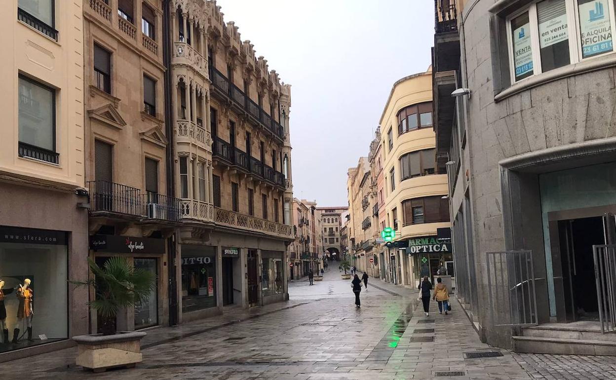 Céntrica calle Toro en Salamanca. 