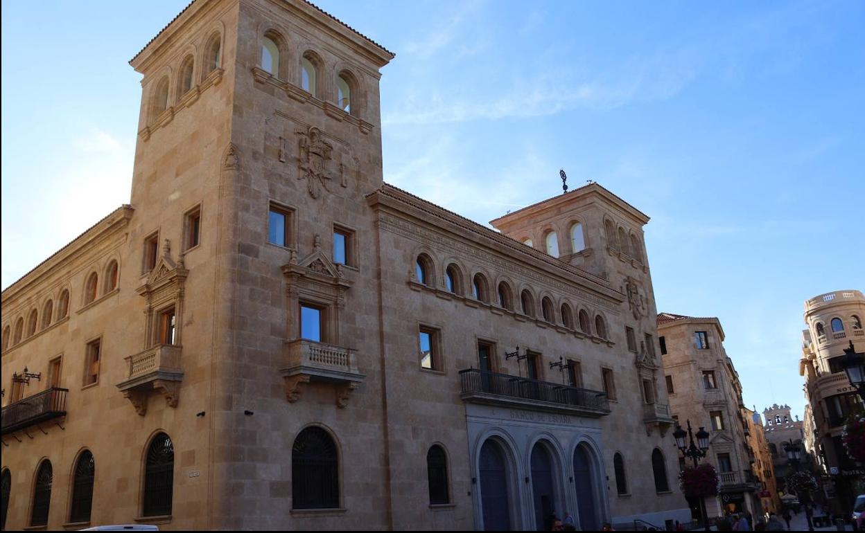 Centro Internacional del Español en la antigua sede del Banco de España en la Plaza de los Bandos. 
