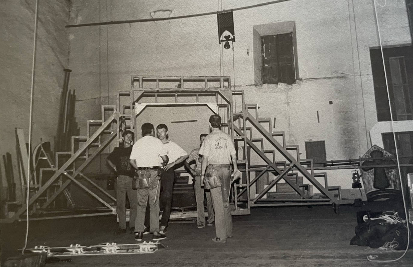 Antonio Hernández, operador de cinematógrafo, en el Liceo de Salamanca. 