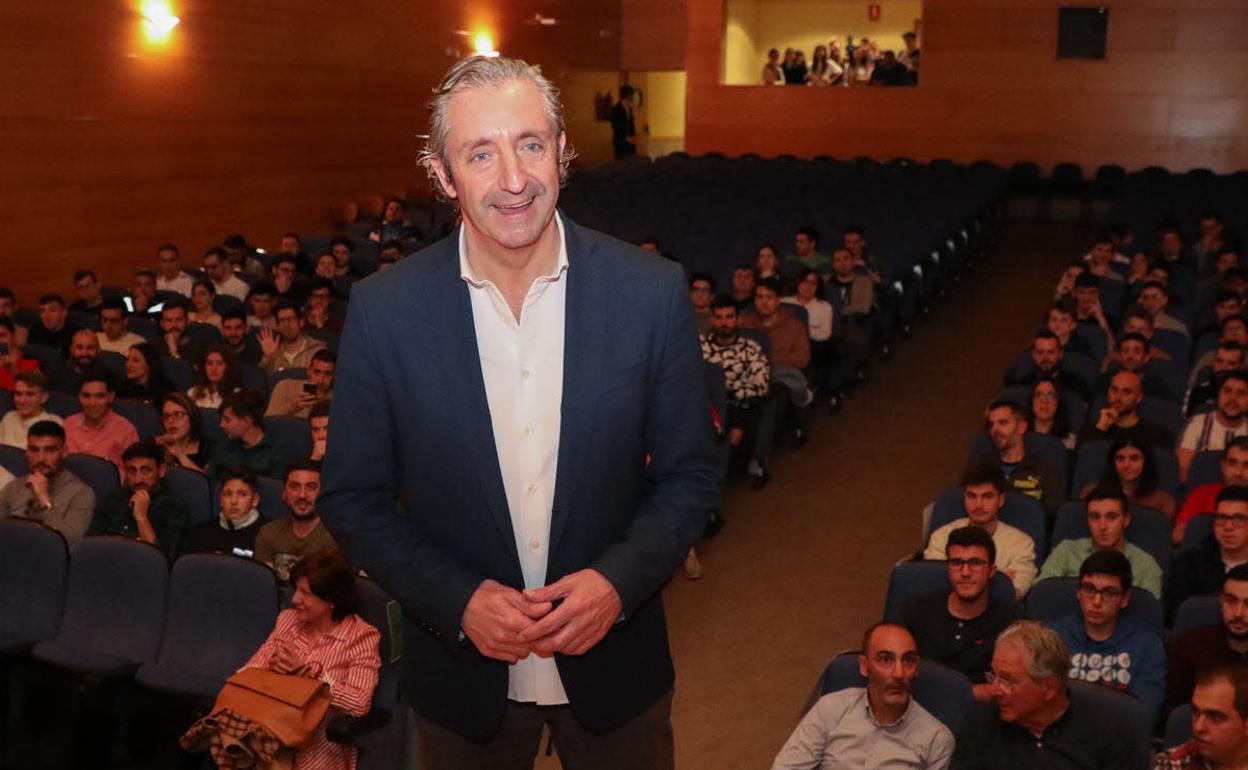 Josep Pedrerol en una charla en la Universidad de Salamanca. 