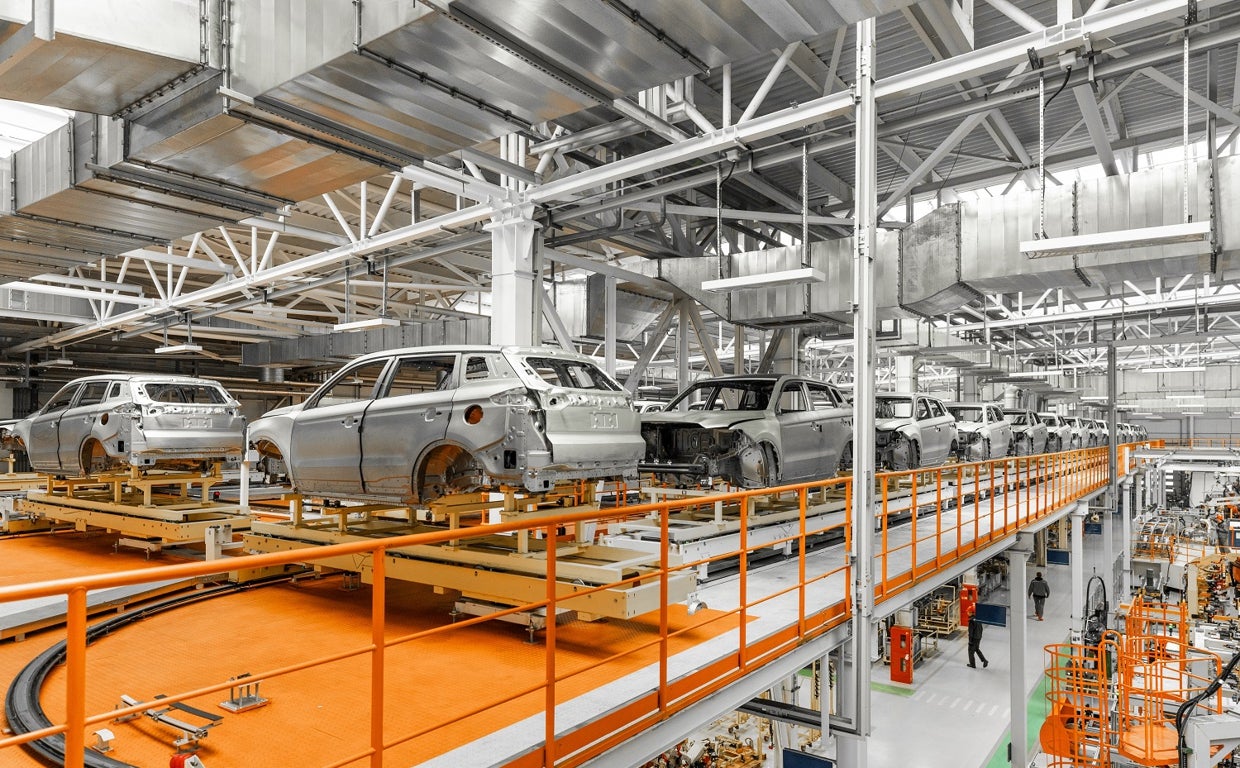 La producción de vehículos electrificados sigue en aumento, representando el 13,2% de la producción en septiembre