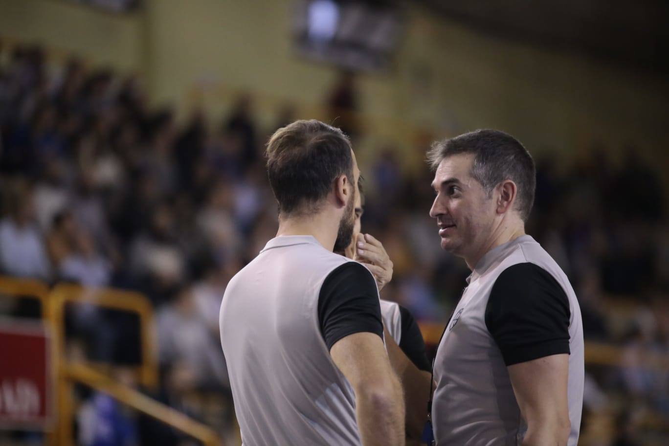 Fotos: Perfumerías Avenida aleja los fantasmas y sigue su crecimiento a costa de Bembibre