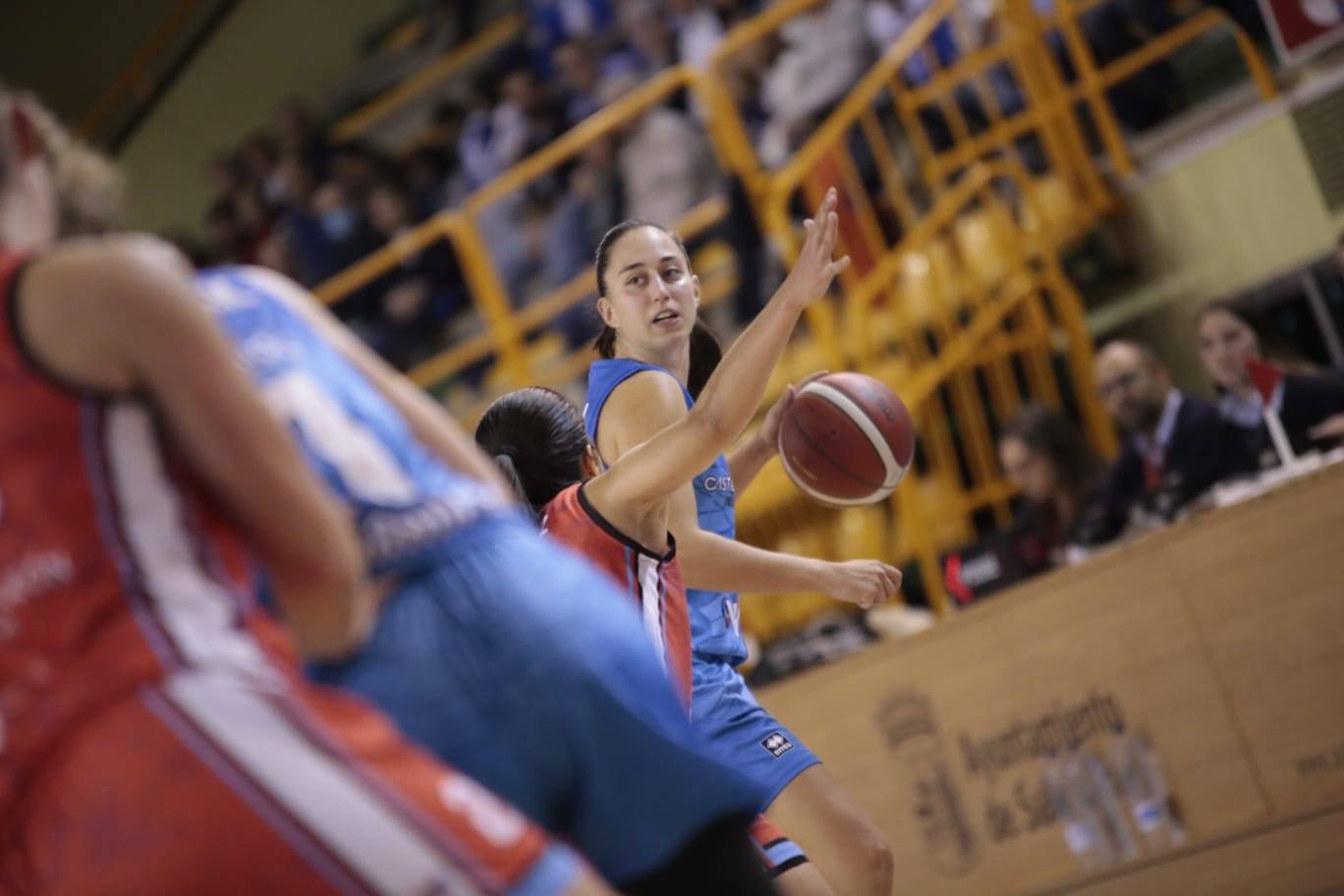 Fotos: Perfumerías Avenida aleja los fantasmas y sigue su crecimiento a costa de Bembibre