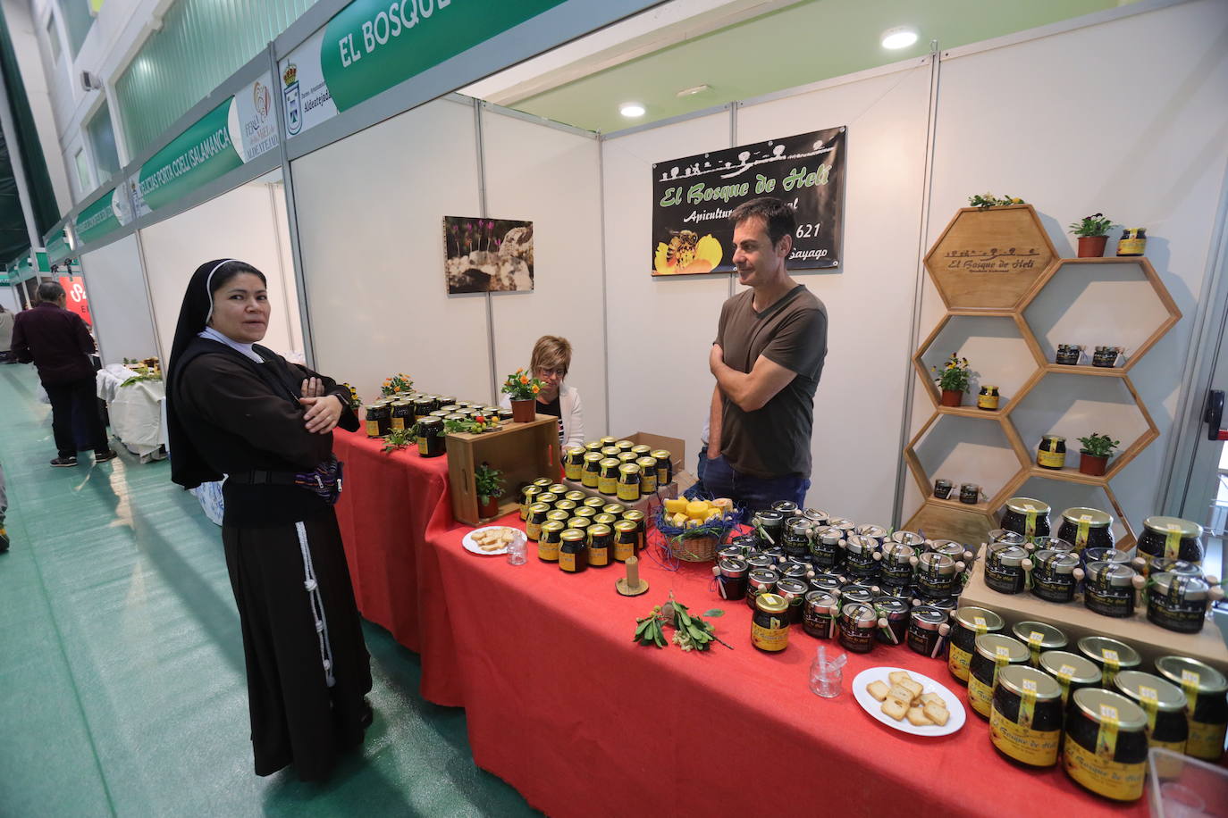 Fotos: Adeatejada celebra la X edición de la Feria de la Miel