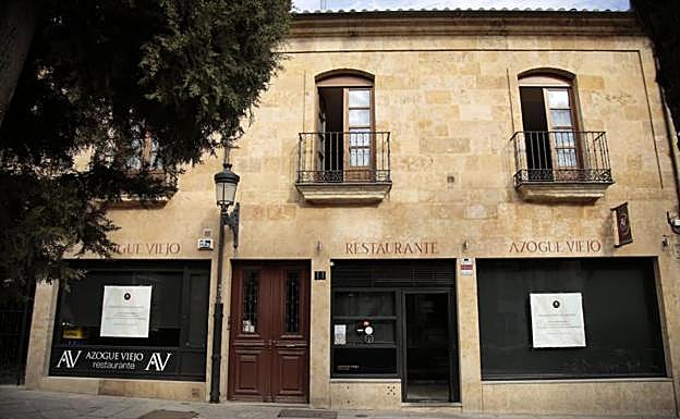 El restaurante 'Azogue Viejo' situado en la Plaza de la Libertad de Salamanca.