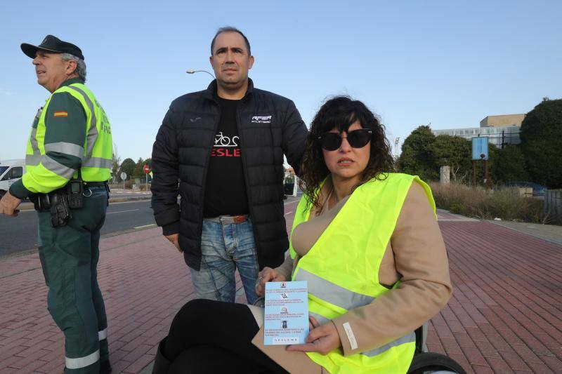 Mª Paz, delegada de AESLEME en Castilla y León, junto a su compañero Aitor.