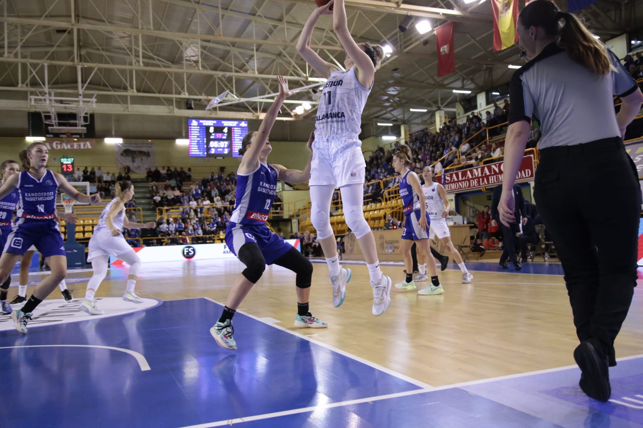 Fotos: Tercera victoria en la Euroliga del Avenida ante el Kangoeroes Mechelen belga