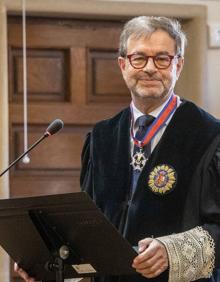 Imagen secundaria 2 - El magistrado José Ramón González Clavijo, distinguido con la Cruz de San Raimundo de Peñafort