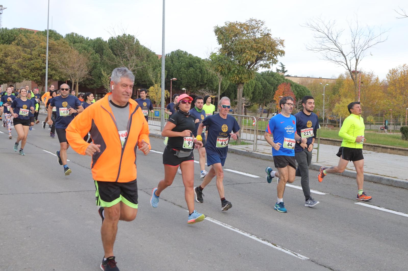 Fotos: La VII San Silvestre Universitaria UPSA, una cita solidaria