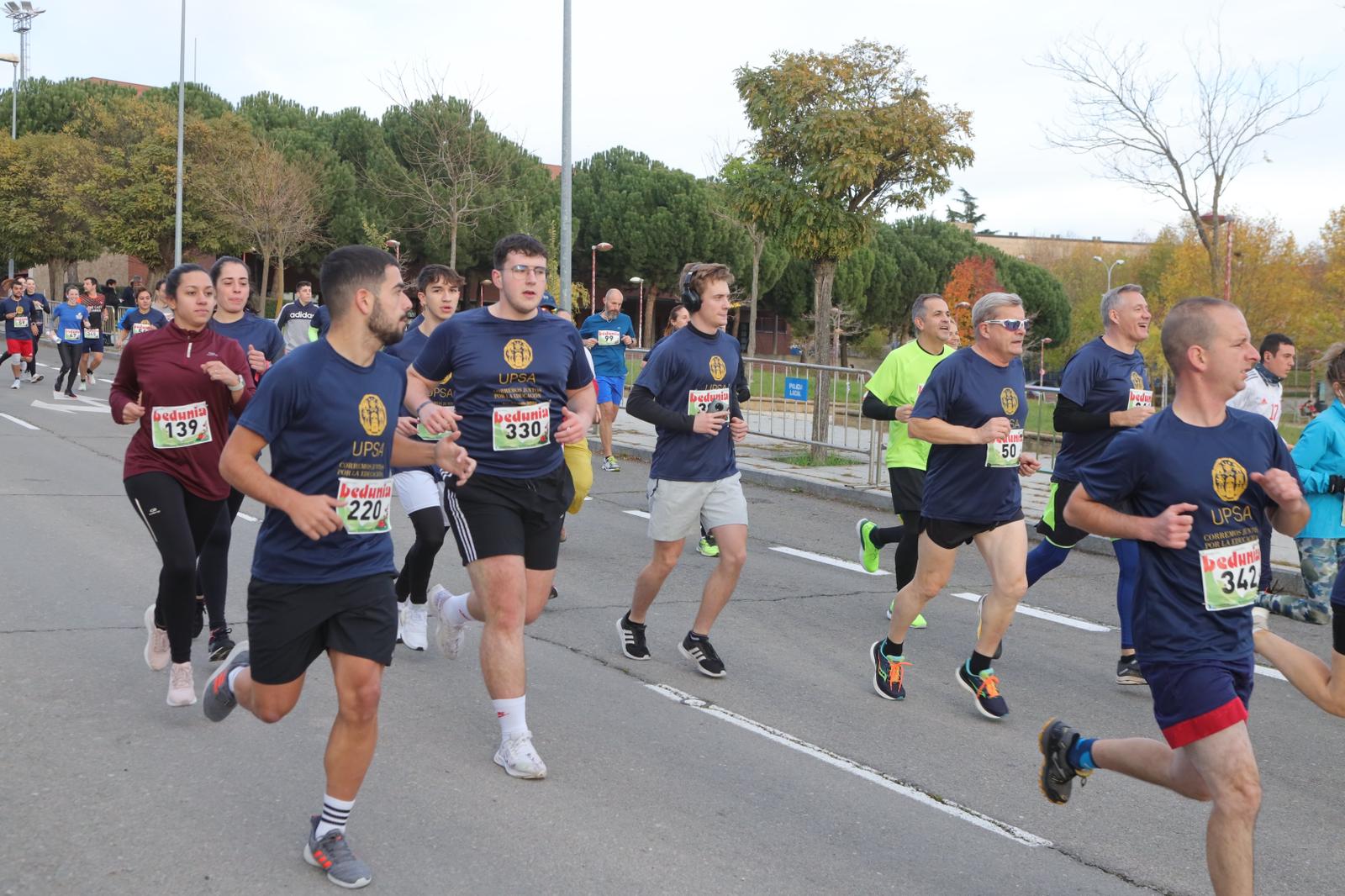 Fotos: La VII San Silvestre Universitaria UPSA, una cita solidaria