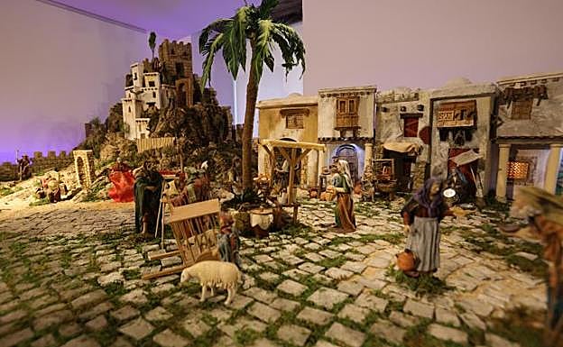 Imagen del belén instalado en la Torre de Anaya.