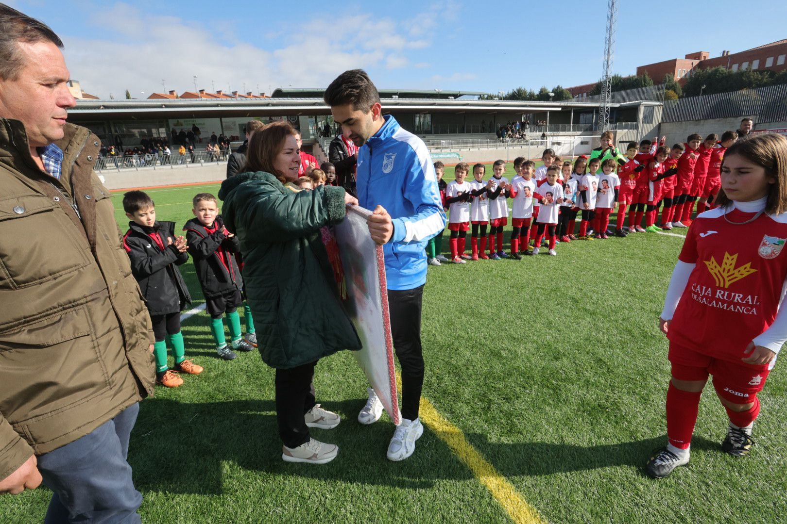 Fotos: Sentido homenaje a Ignacio López Chaves