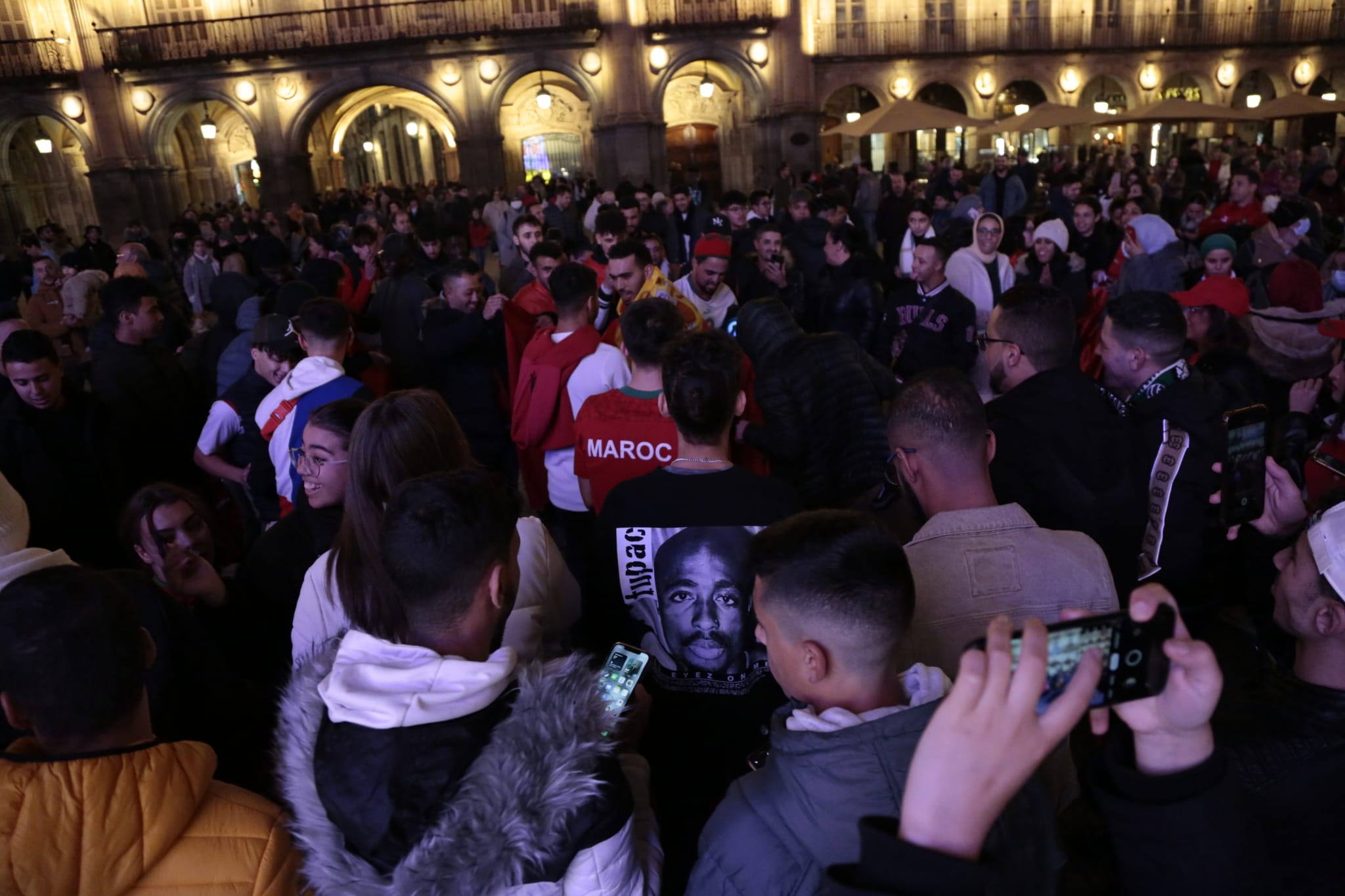 Fotos: La afición marroquí asentada en Salamanca celebra la victoria