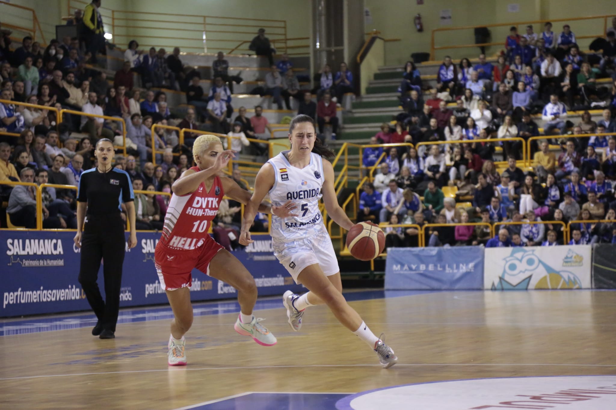 Fotos: Partido de Euroliga entre Avenida y DVTK