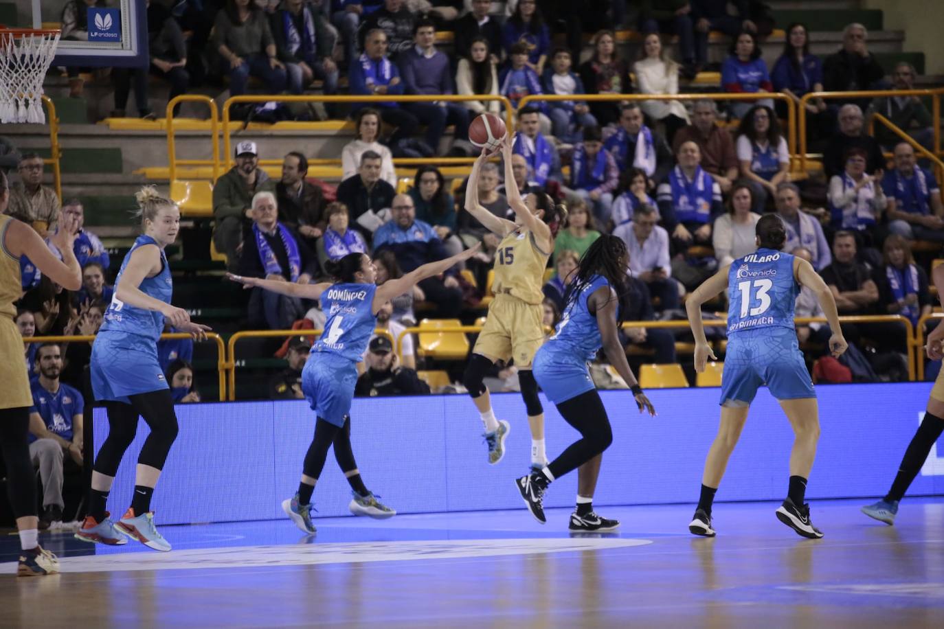 Fotos: CB Avenida-Barça CBS