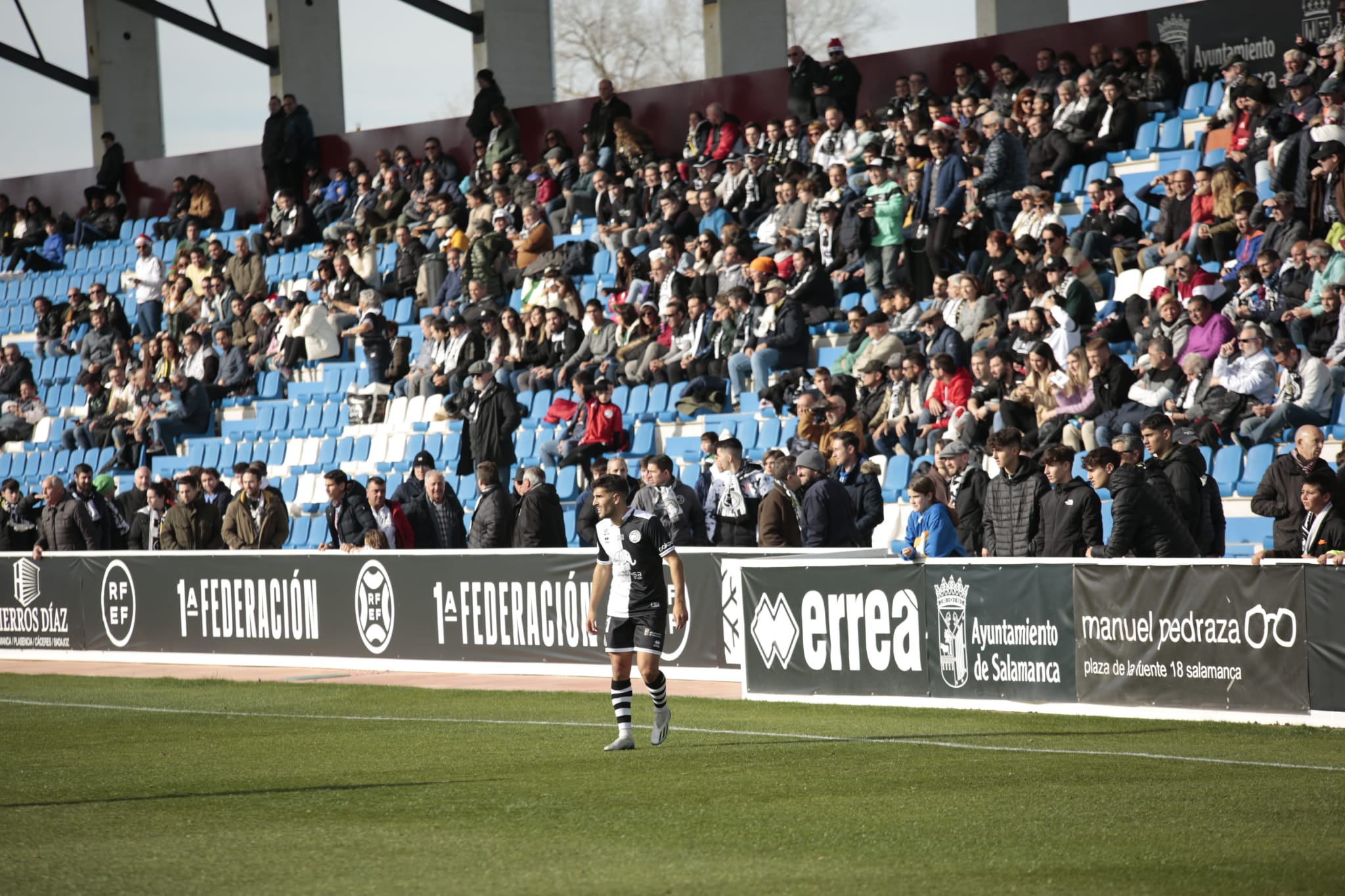 Fotos: Unionistas encaja una goleada del Celta B en el último partido del año (0-3)