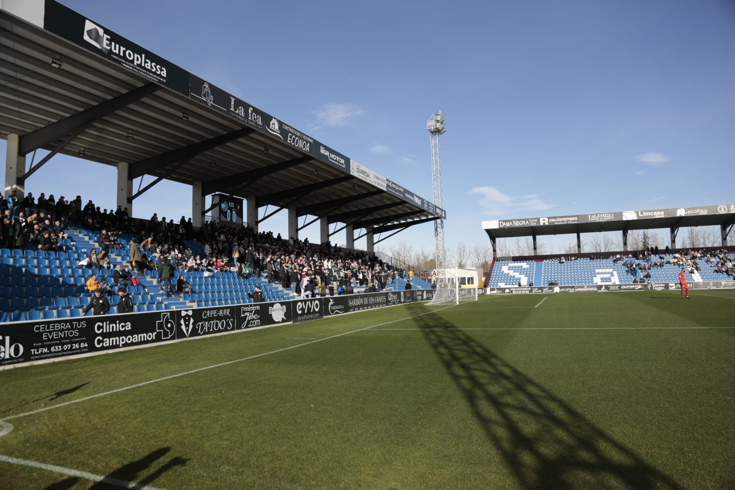 Fotos: Unionistas encaja una goleada del Celta B en el último partido del año (0-3)