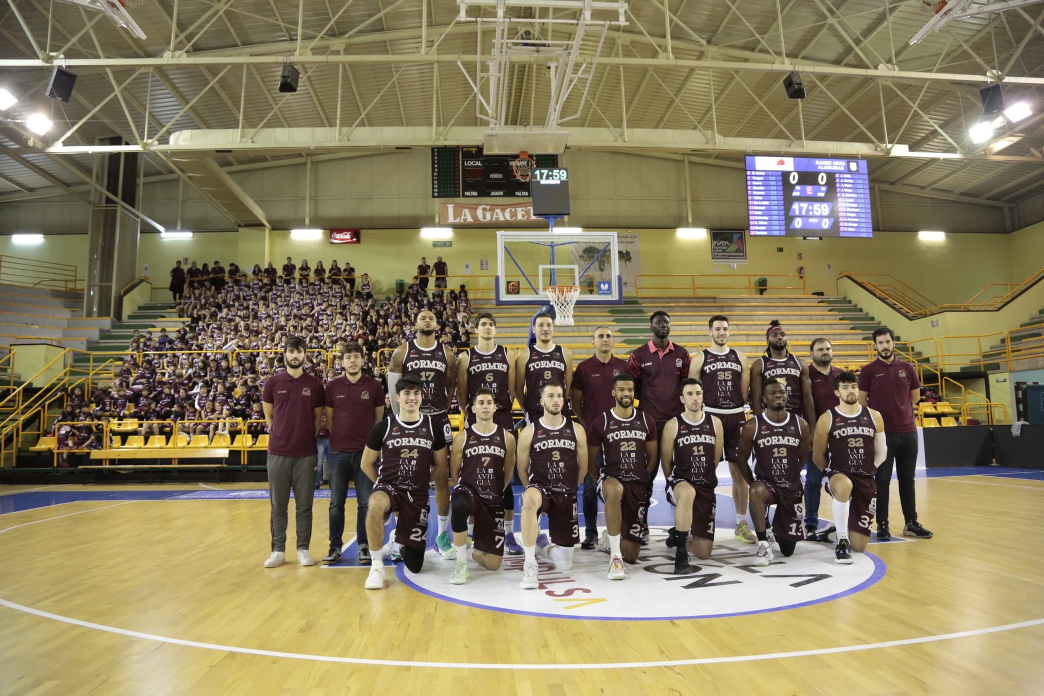 Fotos: El CB Tormes presume de cantera en Würzburg