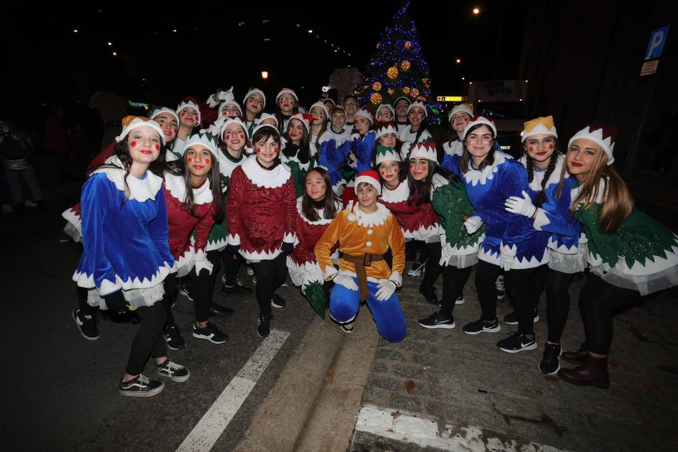 Fotos: La llegada de Papá Noel revoluciona a los más pequeños salmantinos