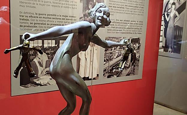 Imagen principal - Presentación de la muestra y otras obras de la exposición. 