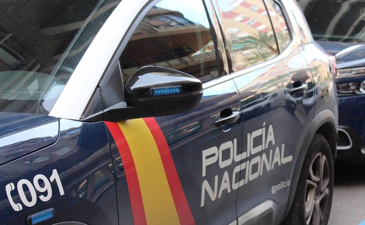 Vehículos de la Policía Nacional.