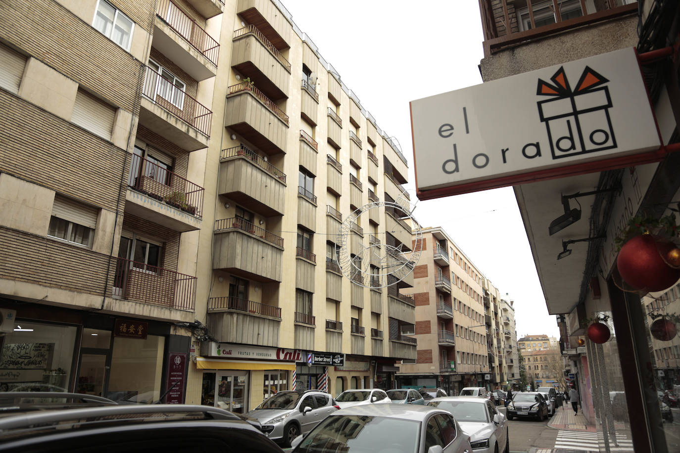 Fotos: ZOES reclama más vegetación y menos coches para el barrio del Oeste