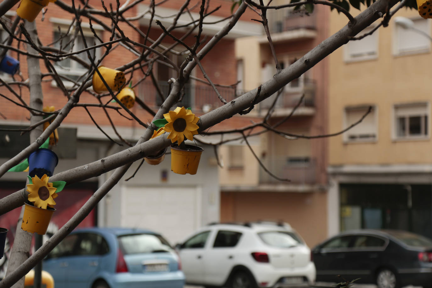Fotos: ZOES reclama más vegetación y menos coches para el barrio del Oeste