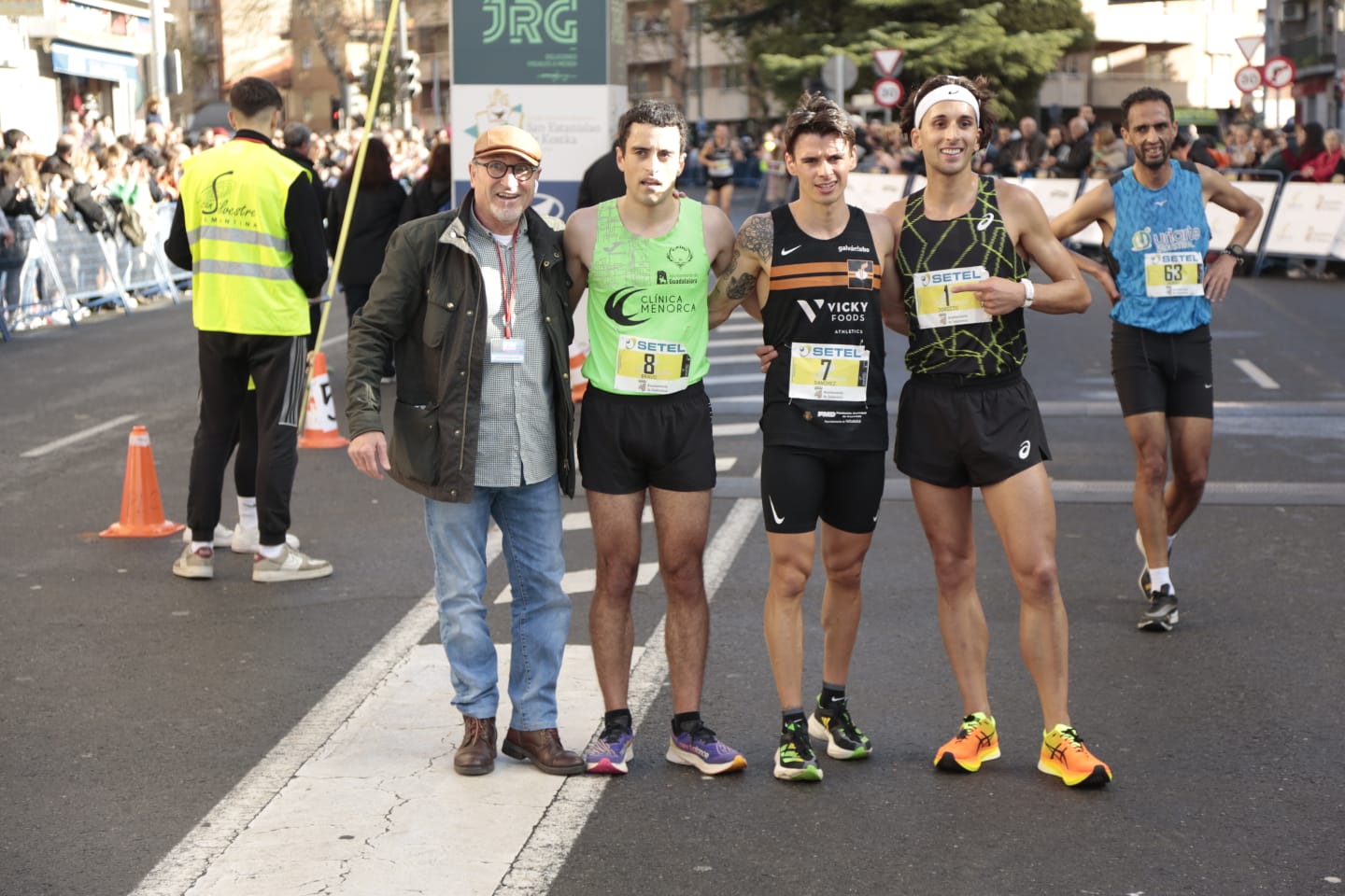 Fotos: Pablo Sánchez Gómez y Nuria Lugueros conquistan la XXXVIII San Silvestre Salmantina