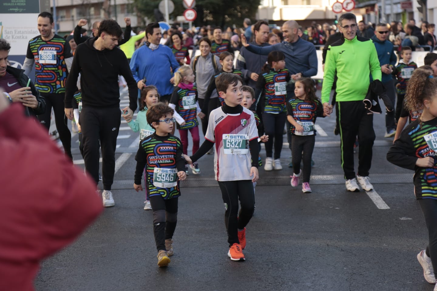 Fotos: Guillermo Perea y Paula Martínez ganan la carrera A de la San Silvestre