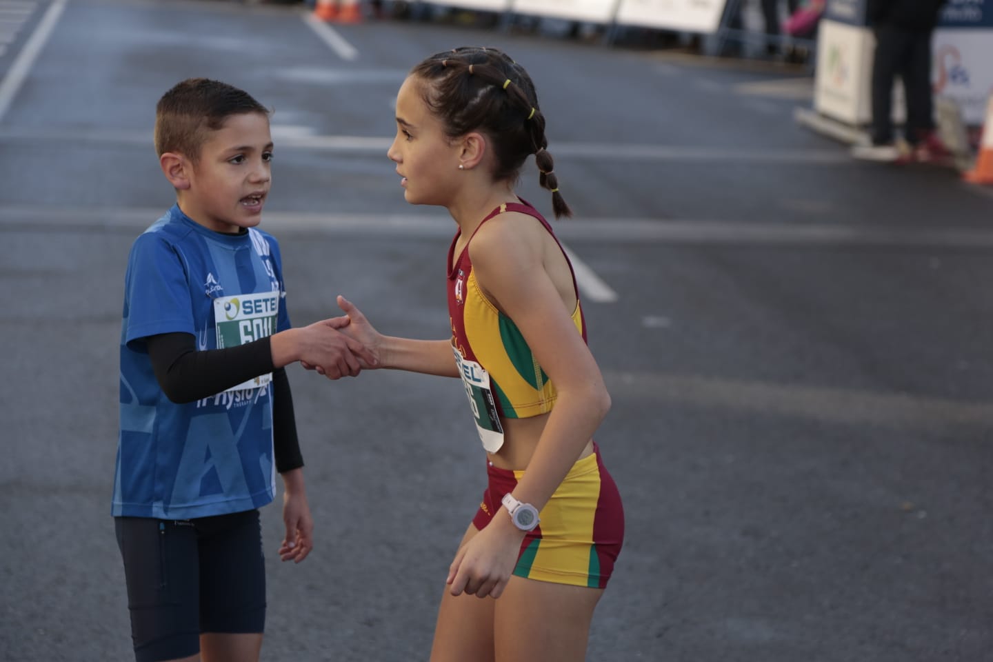 Fotos: Guillermo Perea y Paula Martínez ganan la carrera A de la San Silvestre