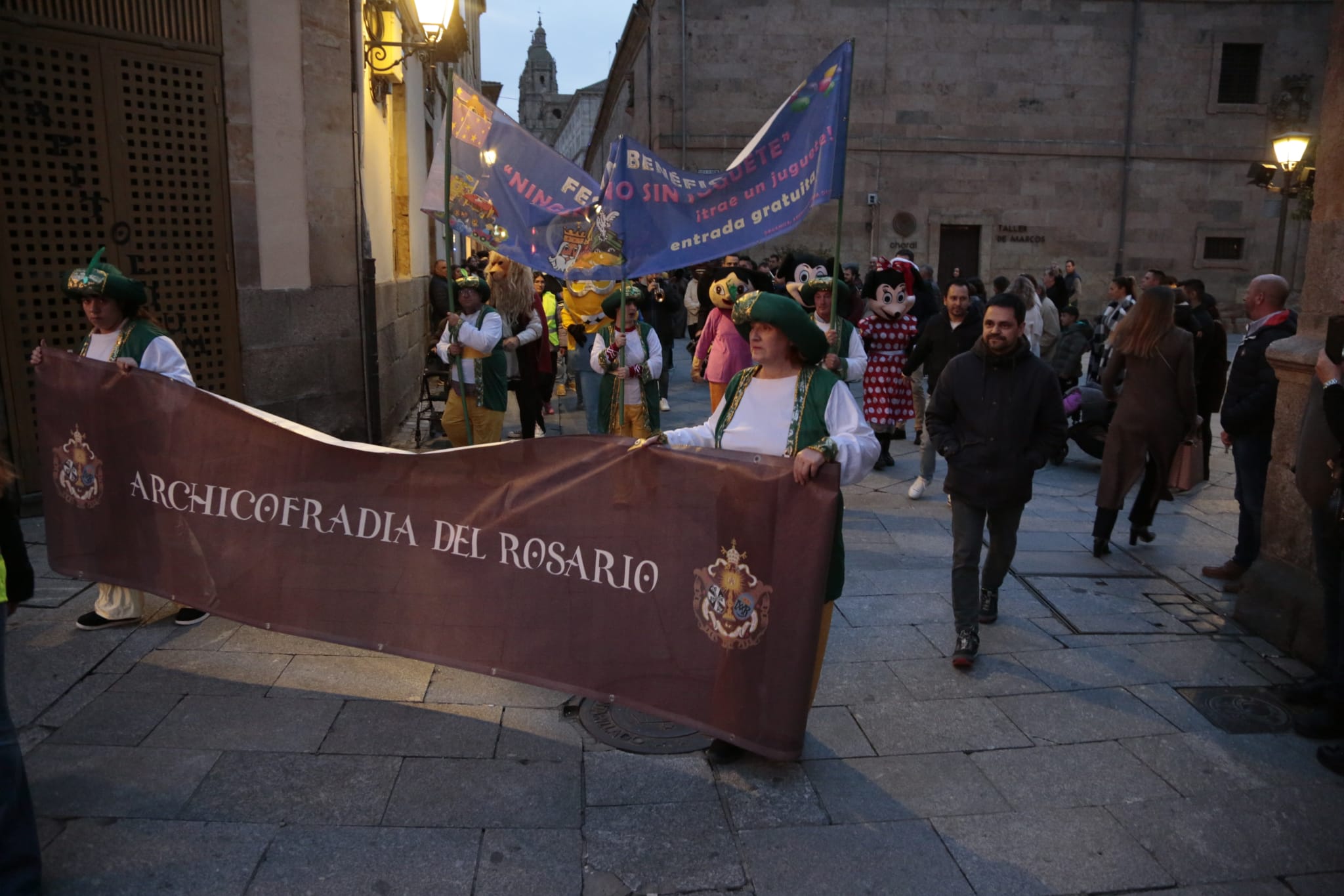Fotos: X Festival Benéfico «Ningún Niño sin Juguete»