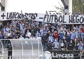 Seguidores del Deportivo en el Reina Sofía.