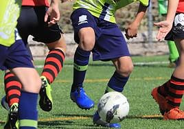 Imagen de archivo de un partido de fútbol base en Salamanca.